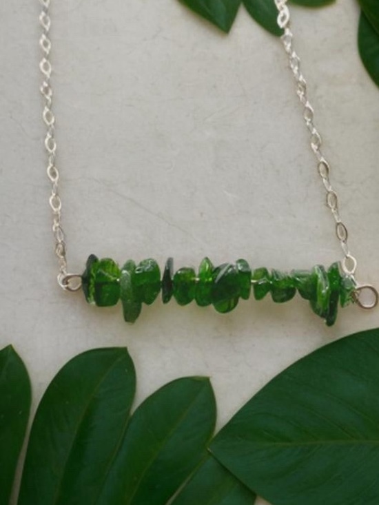 925 Sterling Silver Jewelry - Sterling Silver and Green Howlite Chip Bar Necklace